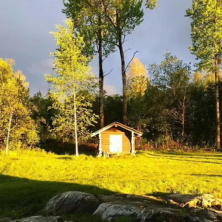 House In Eidskog, Hedmark Close To The And Glassverk فيلة